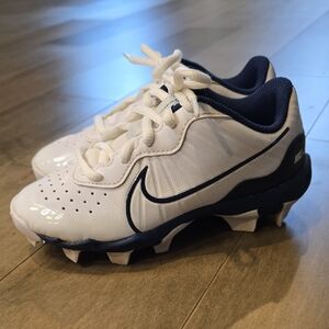 Nike Kids White and Navy Sneakers